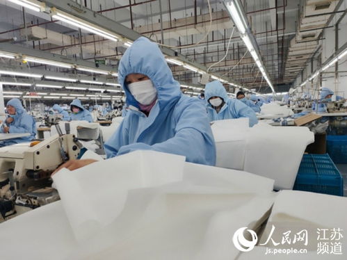 疫情防控中的江苏企业力量 当服装产业转战防疫前线